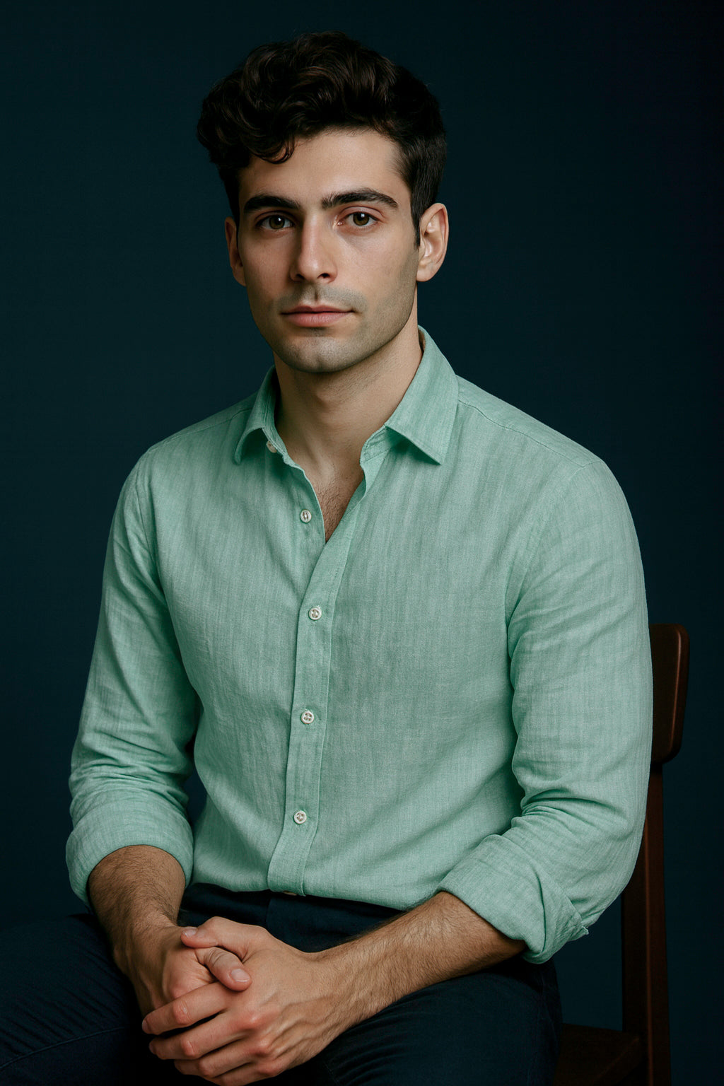 Valenor Linen Sage Green Luxe Shirt